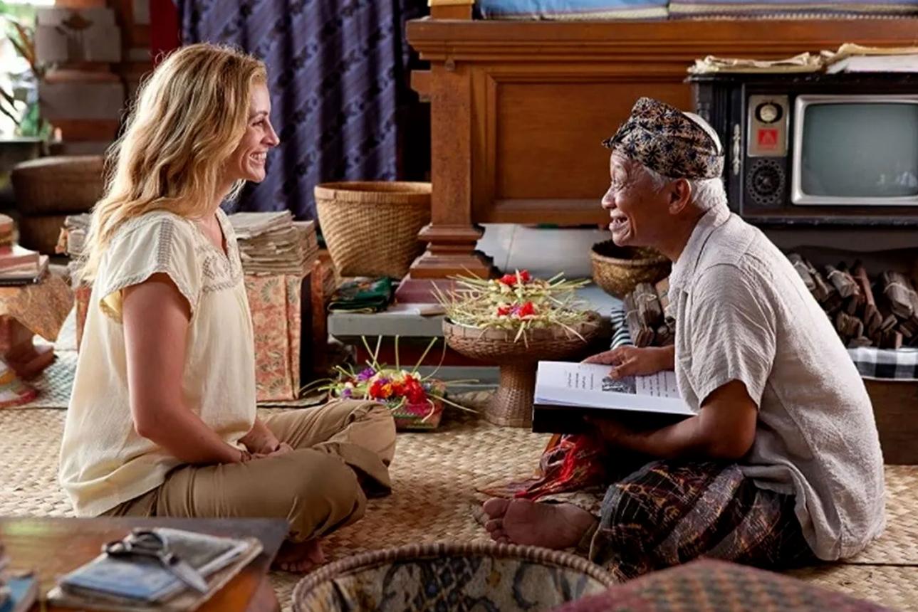 A visitor meeting a traditional Balinese healer